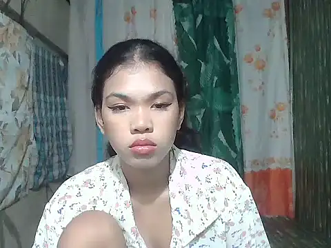 Snapshot of Sweetestsiner chatting on February 15, 2:27 pm Sweetestsiner online show from February 15, 2:27 pm