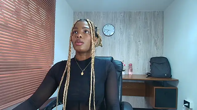 ArianaBeake online show from October 21, 12:48 pm