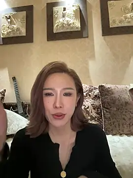Manson13333 online show from April 26, 2:47 pm