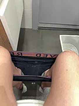 myPriority01 online show from November 7, 8:02 pm