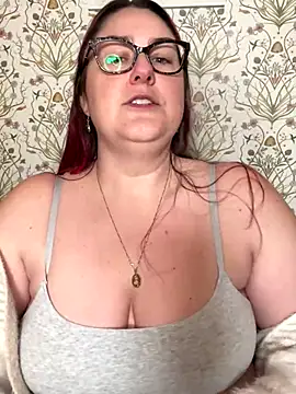 Lacey-BBW online show from September 30, 8:26 pm
