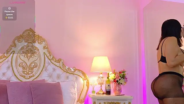 EvaRoah online show from May 29, 12:00 pm