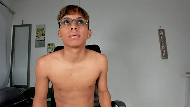 tyler twink boy online show from May 20, 1:08 pm