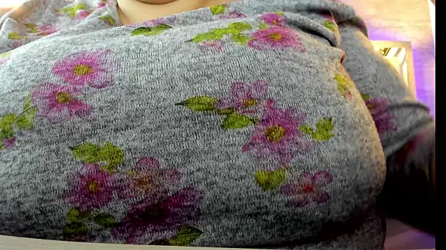  Emily rosee  online show from October 29, 11:20 am