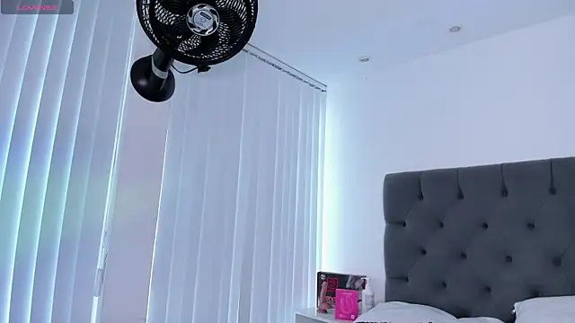 VictoriaParkeer online show from January 10, 12:11 pm