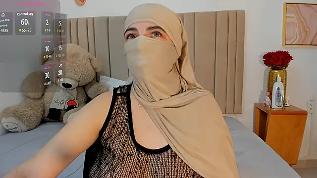 Snapshot of najwa__ chatting on January 6, 4:16 am najwa online show from January 6, 4:16 am