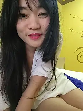 Snapshot of YayeeShow chatting on November 14, 10:46 pm YayeeShow online show from November 14, 10:46 pm