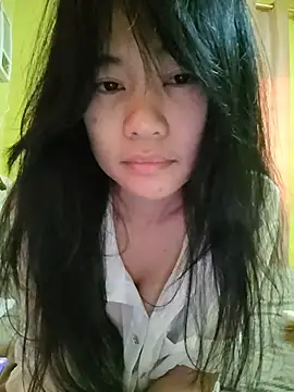 Snapshot of YayeeShow chatting on November 24, 1:33 pm YayeeShow online show from November 24, 1:33 pm