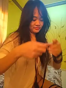 Snapshot of YayeeShow chatting on November 14, 10:41 am YayeeShow online show from November 14, 10:41 am