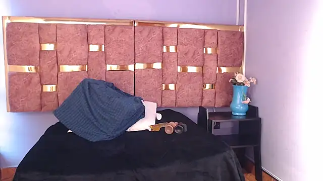 shantall 05 online show from March 12, 10:25 pm