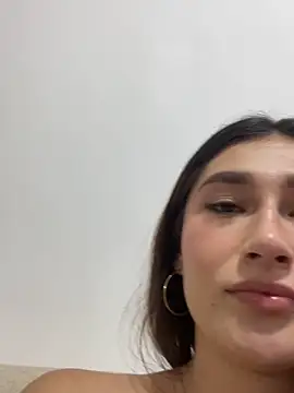 Isa Villamarin online show from September 27, 10:05 pm