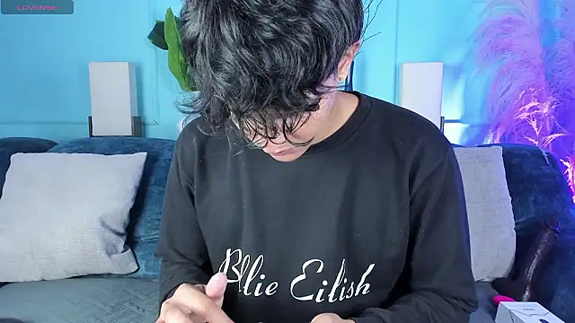 Leo Savage  online show from January 7, 3:33 am