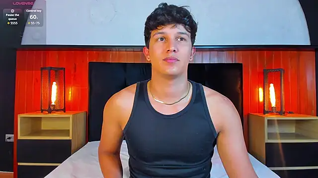 Leo Savage  online show from May 24, 4:12 am