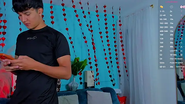 Leo Savage  online show from February 9, 4:32 am