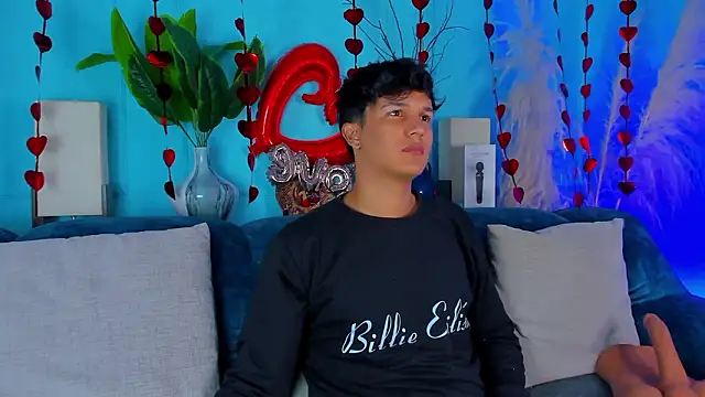 Leo Savage  online show from February 6, 3:46 am