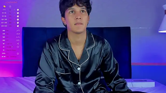 Leo Savage  online show from November 11, 4:07 am