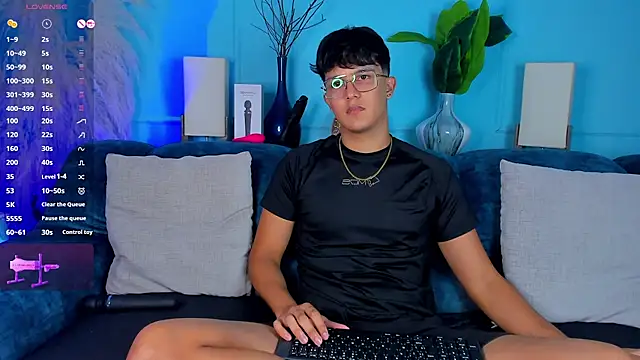 Leo Savage  online show from January 10, 4:08 am