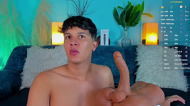 Leo Savage  online show from February 17, 3:37 am