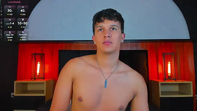 Snapshot of Leo_Savage_ chatting on July 13, 5:29 am Leo Savage online show from July 13, 5:29 am