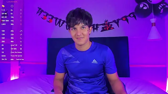 Leo Savage  online show from October 26, 4:13 am