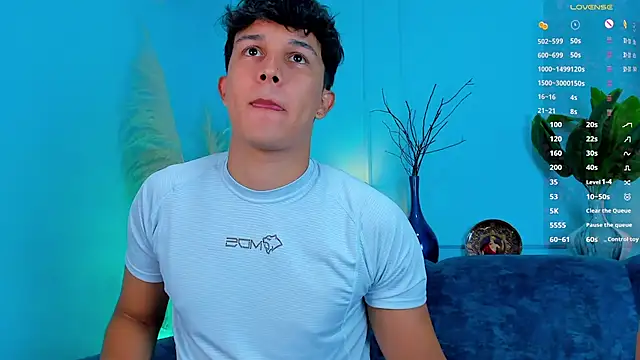 Leo Savage  online show from March 7, 3:02 am