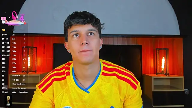 Snapshot of Leo_Savage_ chatting on June 16, 4:34 am Leo Savage online show from June 16, 4:34 am