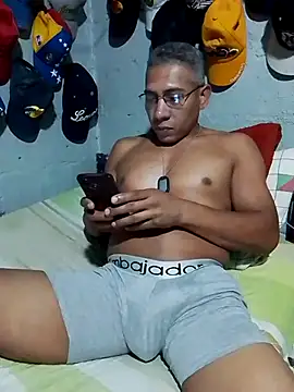 Sonic-75 online show from November 6, 11:25 am