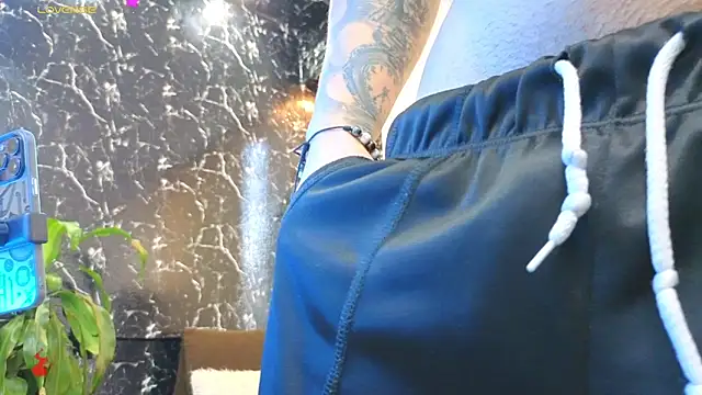 Alexander ferre online show from March 9, 1:47 pm