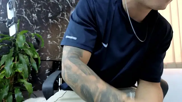 Alexander ferre online show from March 4, 1:30 pm