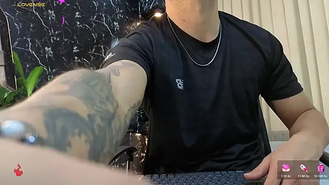 Alexander ferre online show from February 13, 1:33 pm