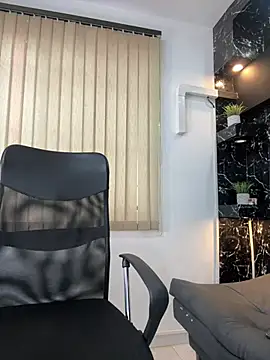 Snapshot of Alexander_ferre chatting on July 7, 12:52 pm Alexander ferre online show from July 7, 12:52 pm