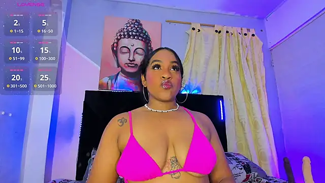 Snapshot of blackhardfuck chatting on November 11, 8:47 pm blackhardfuck online show from November 11, 8:47 pm