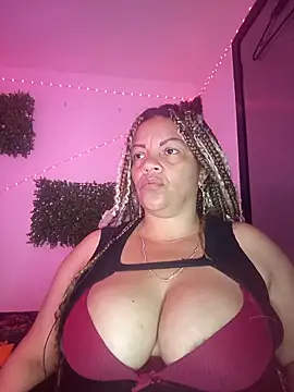 Eva Luxei online show from December 15, 8:20 am