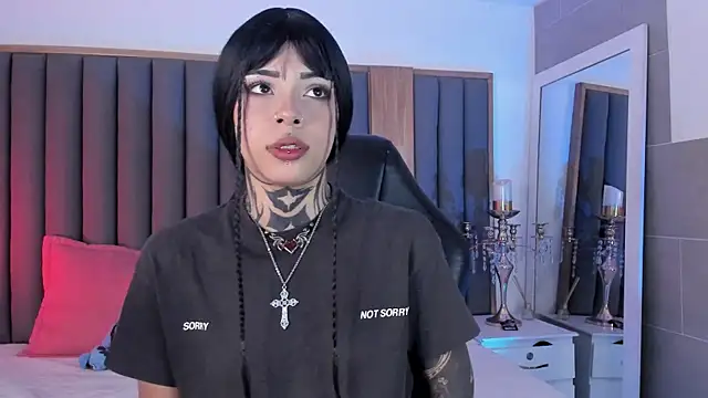 Snapshot of misstomie_ chatting on November 28, 3:56 pm misstomie online show from November 28, 3:56 pm