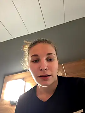 Snapshot of Throatgoat2026 chatting on November 3, 8:23 pm Throatgoat2026 online show from November 3, 8:23 pm