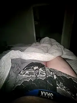 Snapshot of Mr1bucket chatting on December 16, 2:49 am Mr1bucket online show from December 16, 2:49 am