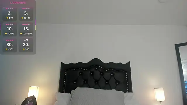 Snapshot of LilyQueen_cg chatting on October 31, 1:41 pm LilyQueen cg online show from October 31, 1:41 pm