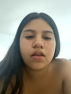 Snapshot of AntonellaCute_ab chatting on November 5, 11:08 pm AntonellaCute ab online show from November 5, 11:08 pm