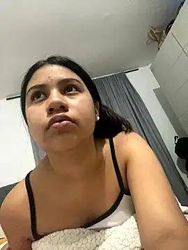 Snapshot of AntonellaCute_ab chatting on October 25, 11:27 pm AntonellaCute ab online show from October 25, 11:27 pm