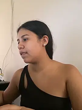 Snapshot of AntonellaCute_ab chatting on November 17, 10:14 pm AntonellaCute ab online show from November 17, 10:14 pm