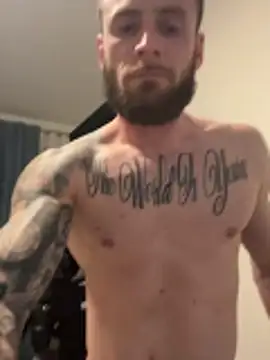 Wyrolowanyyy online show from December 19, 8:22 pm