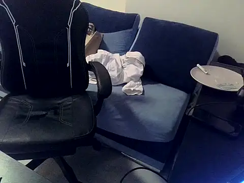 Wyrolowanyyy online show from February 6, 7:48 am