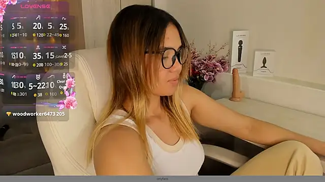 Snapshot of kata22sofia chatting on September 22, 3:18 pm kata22sofia online show from September 22, 3:18 pm