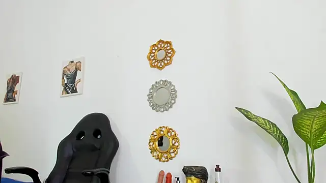  Tarekk  online show from October 19, 9:28 pm