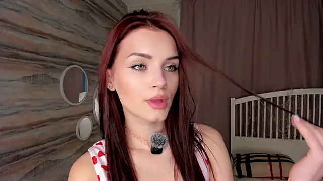 Snapshot of TeriRipka chatting on June 15, 7:08 am TeriRipka online show from June 15, 7:08 am