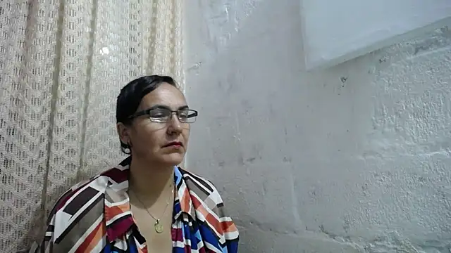 Snapshot of gabbyparker_ chatting on November 14, 9:46 am gabbyparker online show from November 14, 9:46 am