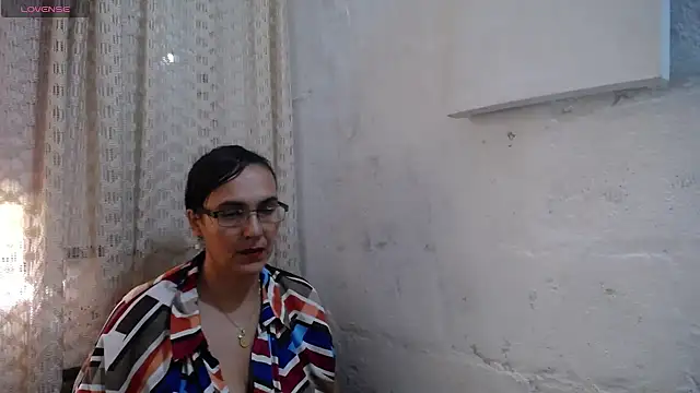 gabbyparker  online show from September 16, 1:56 pm