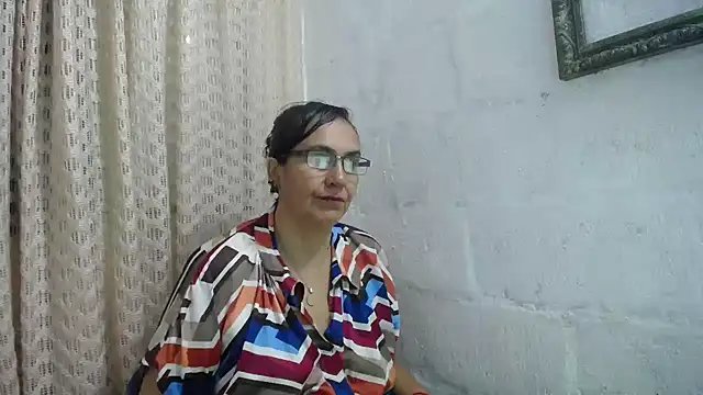 gabbyparker  online show from February 20, 9:44 am