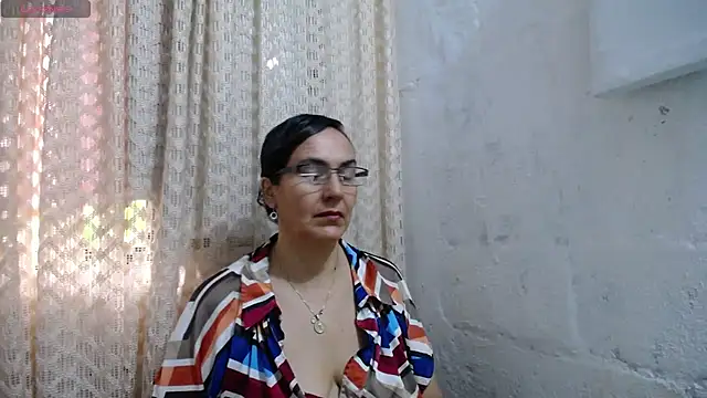 gabbyparker  online show from September 23, 11:39 am