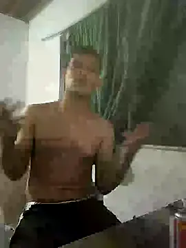 Snapshot of delesteli chatting on October 18, 12:01 am delesteli online show from October 18, 12:01 am